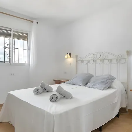 Con Piscina Compartida Cerca Del Centro Apartamento